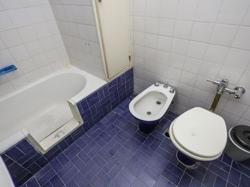 VENTA - Departamento 4 ambientes c/dep cochera y baulera - RECOLETA