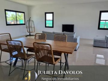 Casa en Araucarias