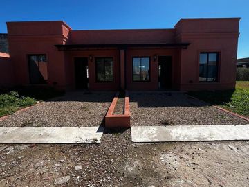 Dos Casas  en (PH) -  Capilla del Señor