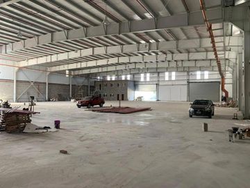 Galpón - Depósito  de 3200 m2  en  Barracas - ALQUILER - Mixtura 3