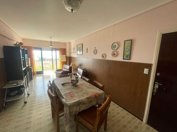 Edif. Cristal piso 2 - 3 Ambientes - Zona IV - Miramar