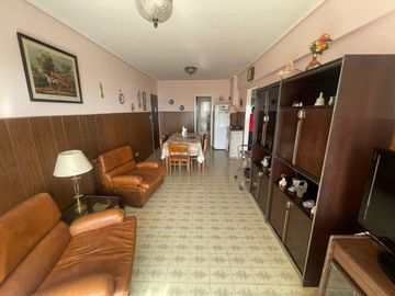 Edif. Cristal piso 2 - 3 Ambientes - Zona IV - Miramar