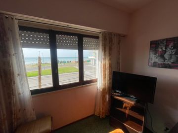 Edif. Cristal piso 2 - 3 Ambientes - Zona IV - Miramar