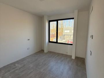 Venta Duplex 2 Dormitorio   Escritorio, Tierra Mansa  Centenario