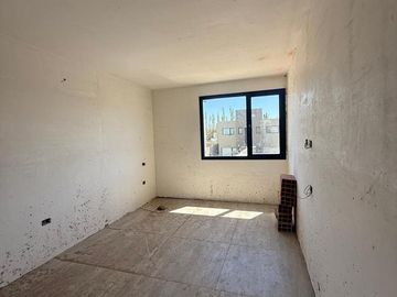 Venta Duplex 2 Dormitorio   Escritorio, Tierra Mansa  Centenario