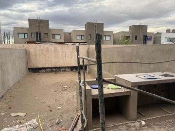 Venta Duplex 2 Dormitorio   Escritorio, Tierra Mansa  Centenario