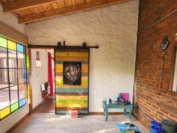 Casa en venta - 3 Dormitorios 2 Baños - 750Mts2 - Cañuelas