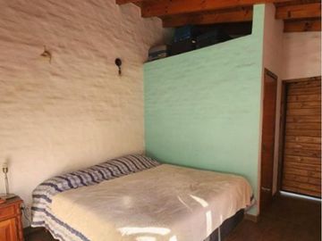 Casa en venta - 3 Dormitorios 2 Baños - 750Mts2 - Cañuelas