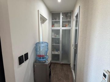 Casa en venta - 4 Dormitorios 5 Baños - Cochera - 1.350Mts2 - Esteban Echeverría