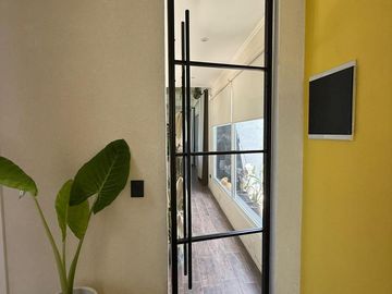 Casa en venta - 4 Dormitorios 5 Baños - Cochera - 1.350Mts2 - Esteban Echeverría