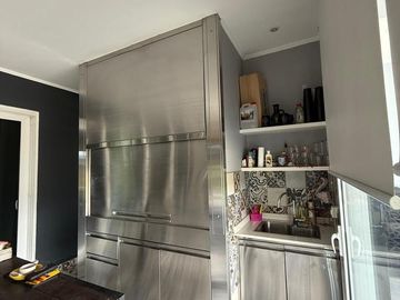 Casa en venta - 4 Dormitorios 5 Baños - Cochera - 1.350Mts2 - Esteban Echeverría