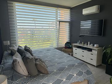 Casa en venta - 4 Dormitorios 5 Baños - Cochera - 1.350Mts2 - Esteban Echeverría