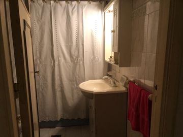 Casa en venta - 3 Dormitorios 2 Baños - Cocheras - Villa Maipú