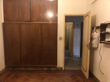 Casa en venta - 3 Dormitorios 2 Baños - Cocheras - Villa Maipú