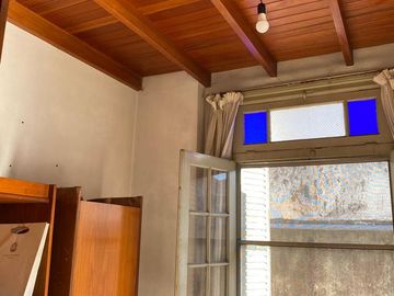 Casa en venta con lote de 8,66 x 42,86 - Wilde