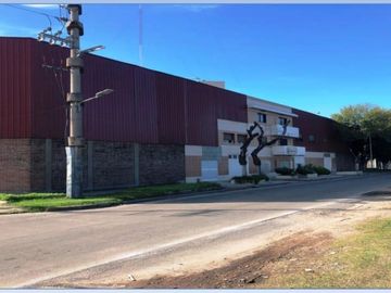 Alquiler de Deposito con 3900mts cubiertos Banfield