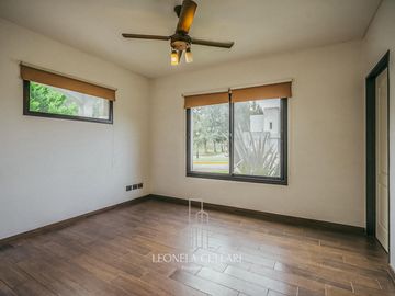 Casa en Venta - Barrio Santo Domingo - San Vicente - Canning