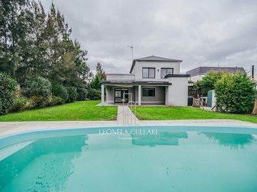 Casa en Venta - Barrio Santo Domingo - San Vicente - Canning