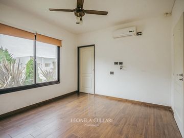 Casa en Venta - Barrio Santo Domingo - San Vicente - Canning