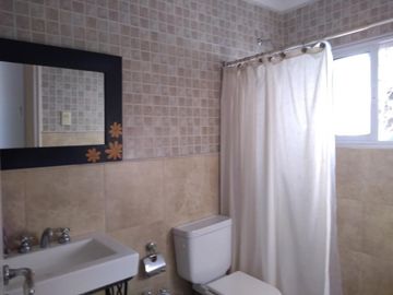 Vendo Casa Funes Hills  Cadaques  Integramente en Planta Baja