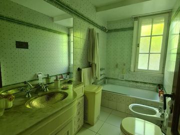 Excelente casa en optima ubicación Lib. al Río Acassuso