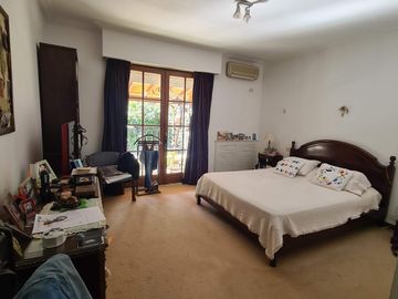 Excelente casa en optima ubicación Lib. al Río Acassuso