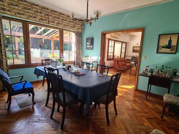 Excelente casa en optima ubicación Lib. al Río Acassuso