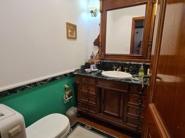 Excelente casa en optima ubicación Lib. al Río Acassuso