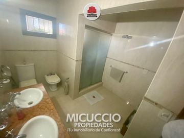 Casaquinta en venta, Neuquén 690, barrio Lambertuchi. IDEAL ASILO, CLINICA, JARDIN DE INFANTES