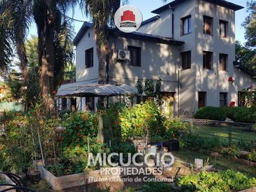 Casaquinta en venta, Neuquén 690, barrio Lambertuchi. IDEAL ASILO, CLINICA, JARDIN DE INFANTES