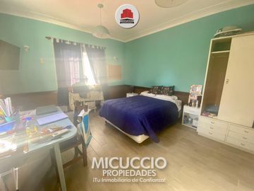 Casaquinta en venta, Neuquén 690, barrio Lambertuchi. IDEAL ASILO, CLINICA, JARDIN DE INFANTES