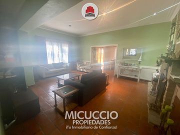Casaquinta en venta, Neuquén 690, barrio Lambertuchi. IDEAL ASILO, CLINICA, JARDIN DE INFANTES