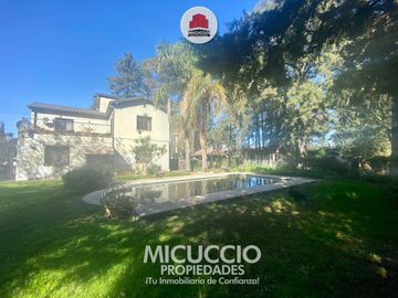 Casaquinta en venta, Neuquén 690, barrio Lambertuchi. IDEAL ASILO, CLINICA, JARDIN DE INFANTES