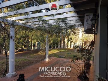 Casaquinta en venta, Neuquén 690, barrio Lambertuchi. IDEAL ASILO, CLINICA, JARDIN DE INFANTES