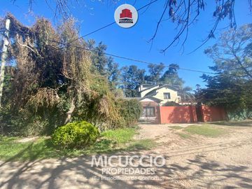 Casaquinta en venta, Neuquén 690, barrio Lambertuchi. IDEAL ASILO, CLINICA, JARDIN DE INFANTES