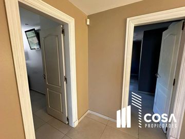 Casa en venta 5 dormitorios Funes Hills Cadaques Funes Santa Fe jardín con pileta