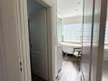 Venta de casa 5 dormitorios Cadaqués Funes Hills