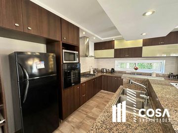 Casa en venta 5 dormitorios Funes Hills Cadaques Funes Santa Fe jardín con pileta