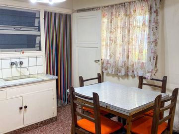 Chalet Familiar con Amplio Jardín en Colinas de Peralta Ramos