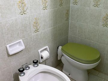 Chalet Familiar con Amplio Jardín en Colinas de Peralta Ramos