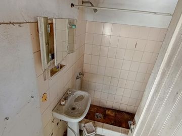 Venta Casa en Villa Centenario en Lomas de Zamora Ideal Inversor