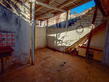 Venta Casa en Villa Centenario en Lomas de Zamora Ideal Inversor