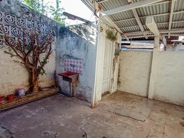 Venta Casa en Villa Centenario en Lomas de Zamora Ideal Inversor