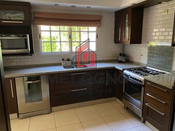 Duplex en Moreno Norte