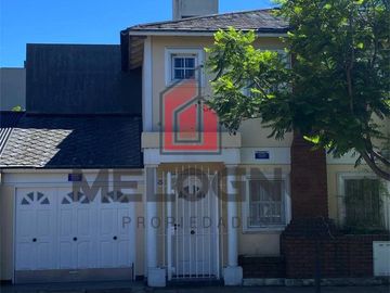 Duplex en Moreno Norte