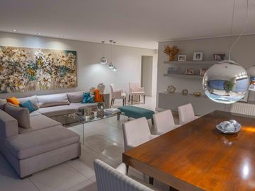 Extraordinario Departamento en Ciudad de Mendoza. Venta.