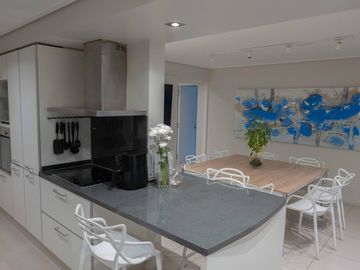 Extraordinario Departamento en Ciudad de Mendoza. Venta.
