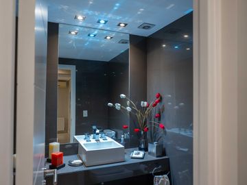 Extraordinario Departamento en Ciudad de Mendoza. Venta.