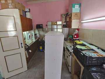 Casaquinta en  venta sobre dos parcelas en G. Catan
