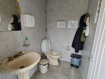 Casaquinta en  venta sobre dos parcelas en G. Catan